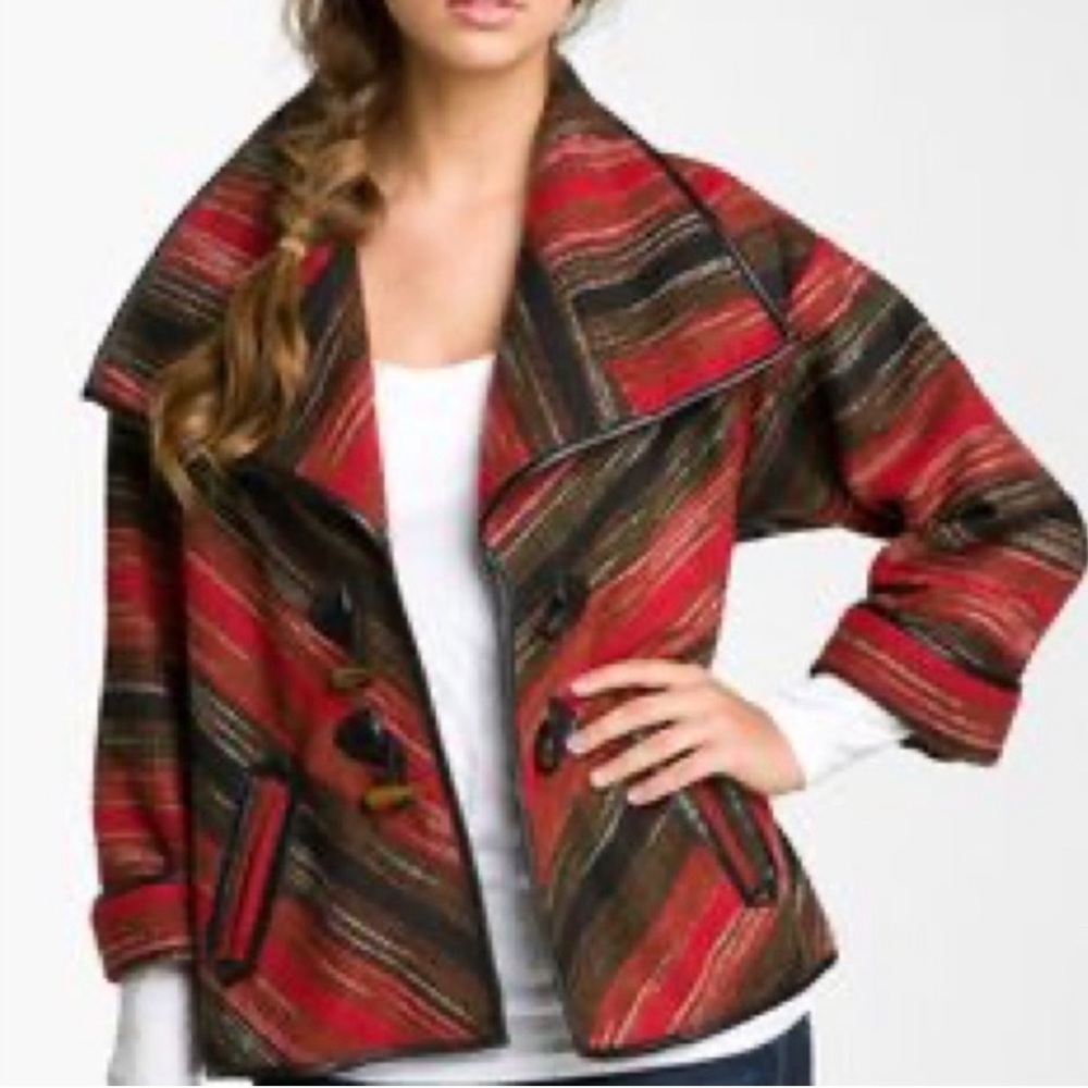 Jolt Women Red Black Tribal Print Wool Blend Jacket Sz M Toggle Buttons Pockets